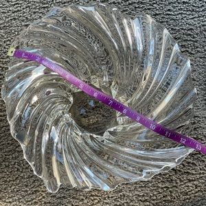 MIKASA BELLE EPOQUE BOWL/VASE/CENTERPIECE. 13” Across and almost 5” high!